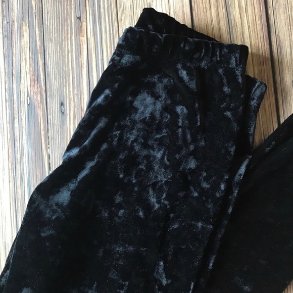 Mossimo at Target: Black Crushed Velvet Legging SzS - Picture 3 of 5